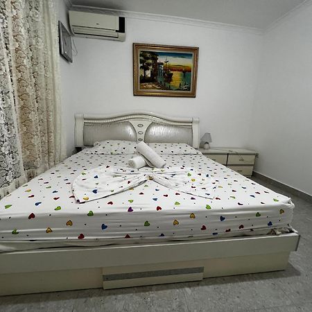 Boulevard Apartment Tirana Exterior photo